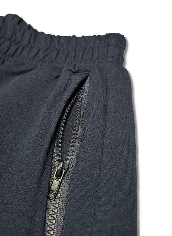 krótkie spodenki czarne 1.jpg